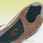 زیره نایک ایر جردن 4 رترو اسنورلاکس