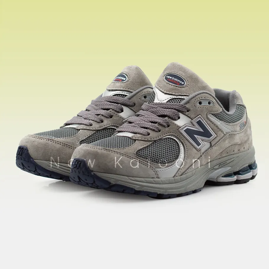 New Balance 2002R