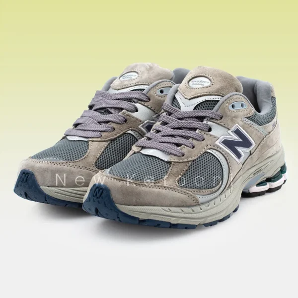 نیوبالانس 2002آر