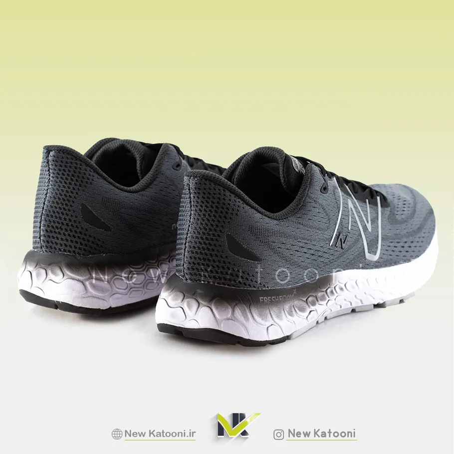 خرید کتونی نیوبالانس فرش فوم ایکس 880 وی 13