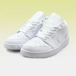 ایر جردن ۱ لو تریپل وایت