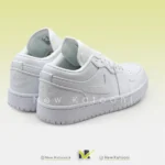 خرید ایر جردن ۱ لو تریپل وایت