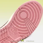 زیرهنایک-ایر-جردن-1-لو-تراویس-اسکات-دارک-پون