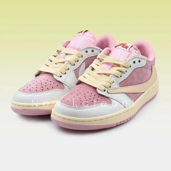 ایر جردن ۱ لو تراویس اسکات سیل شای پینک